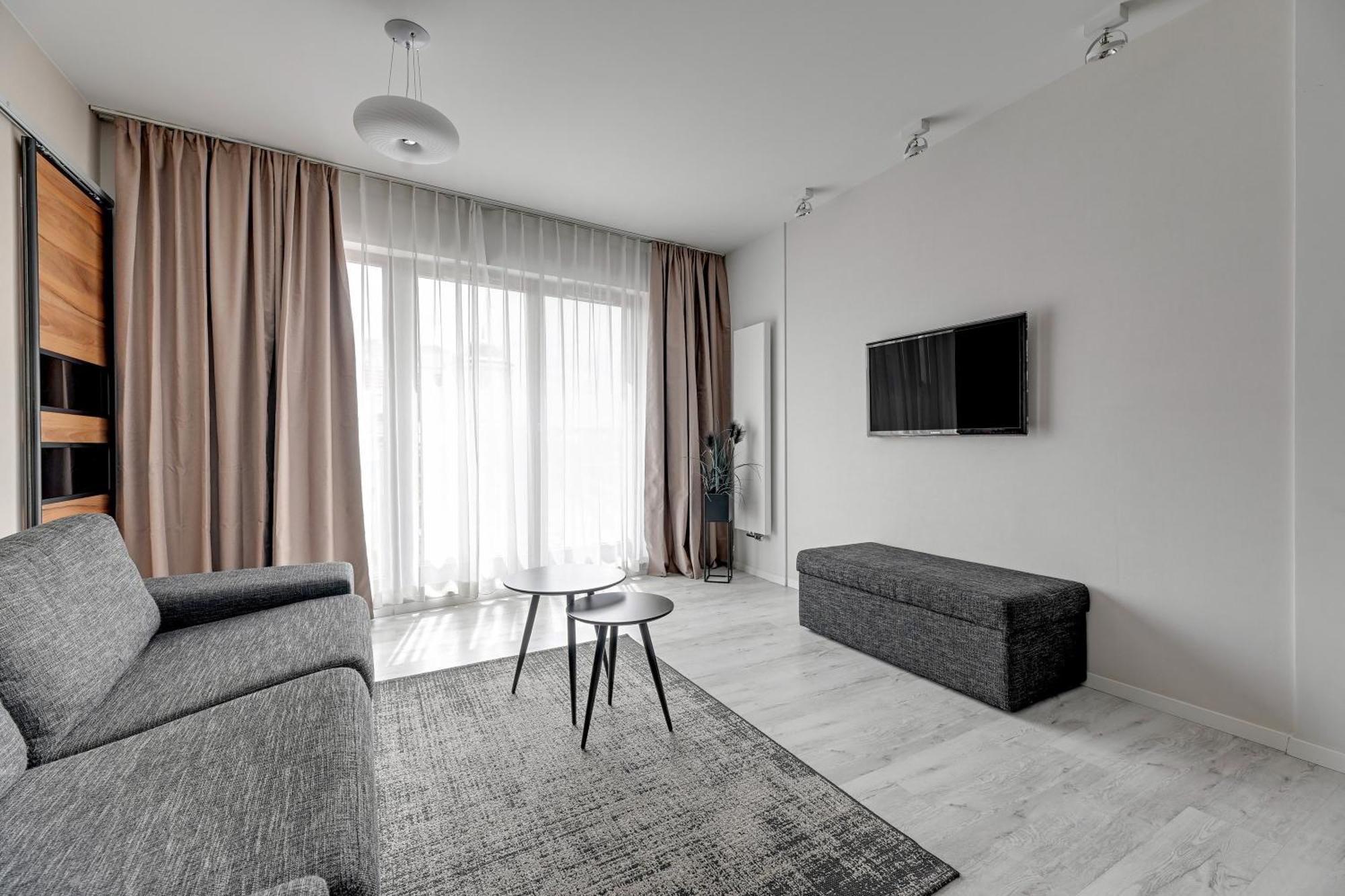 Waterlane Riverside Spa, Pool & Gym By Downtown Apartments Gdansk Room photo